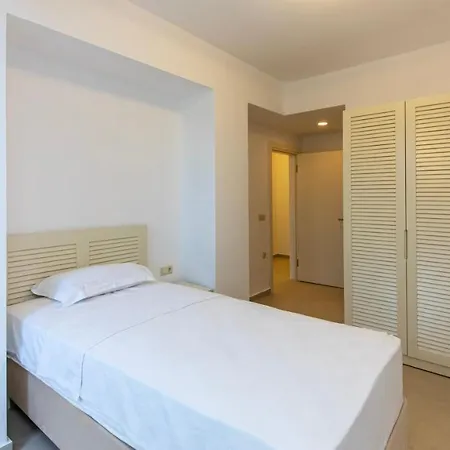 House Sea View Tuerkbuekue 别墅